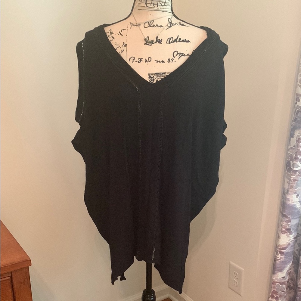 Raisins Curve Knit Coverup (Black)